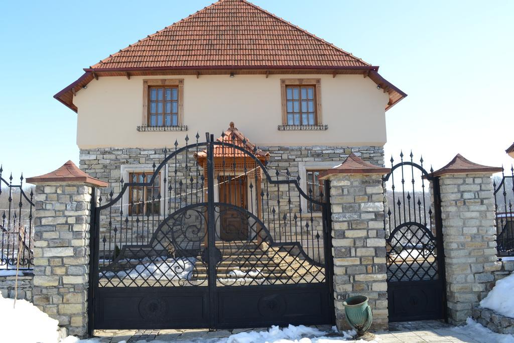 Guesthouse Grand Canyon Кам'янець-Подільский Екстер'єр фото